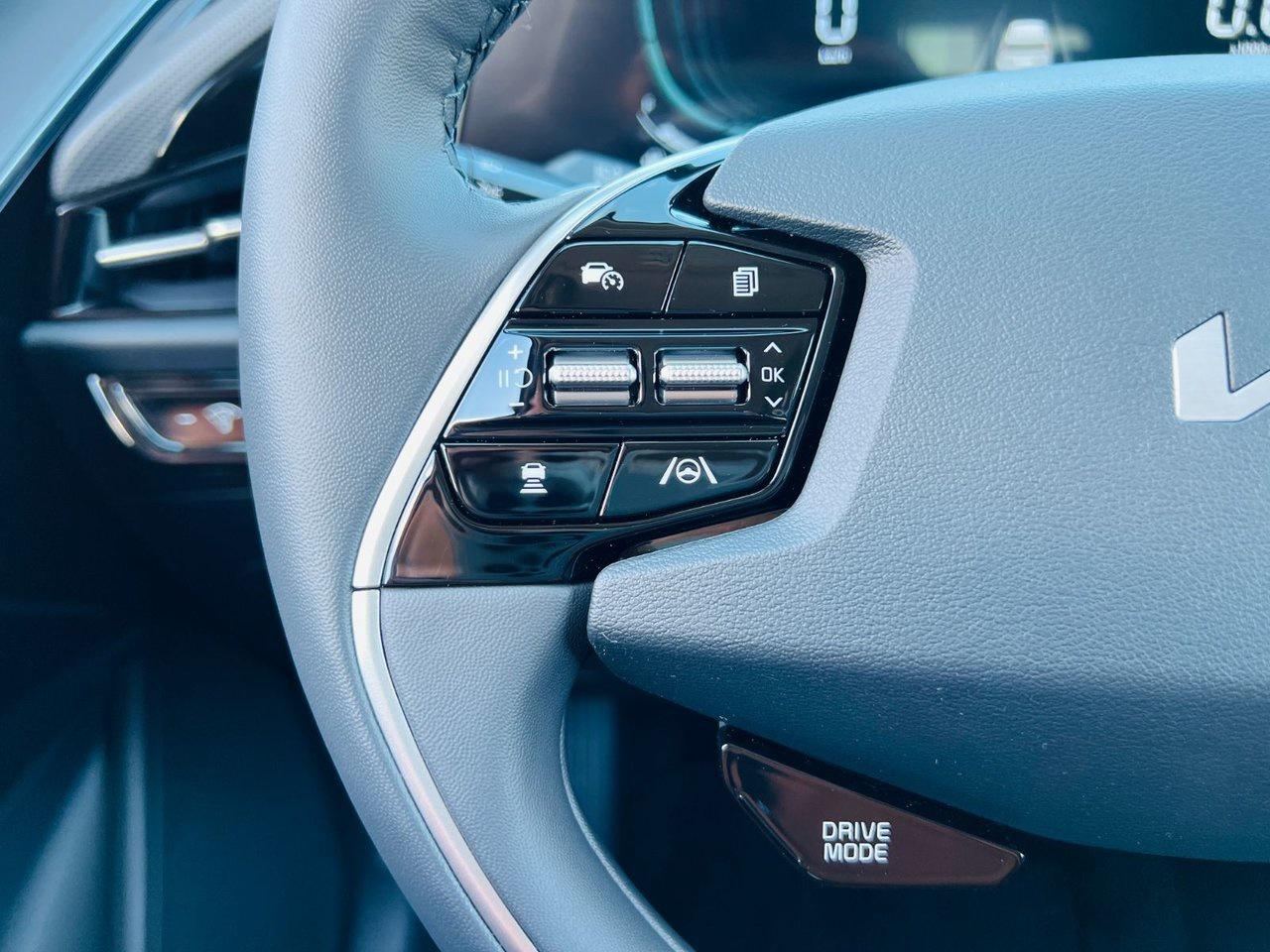 2026 Kia NIRO HEV EX Photo