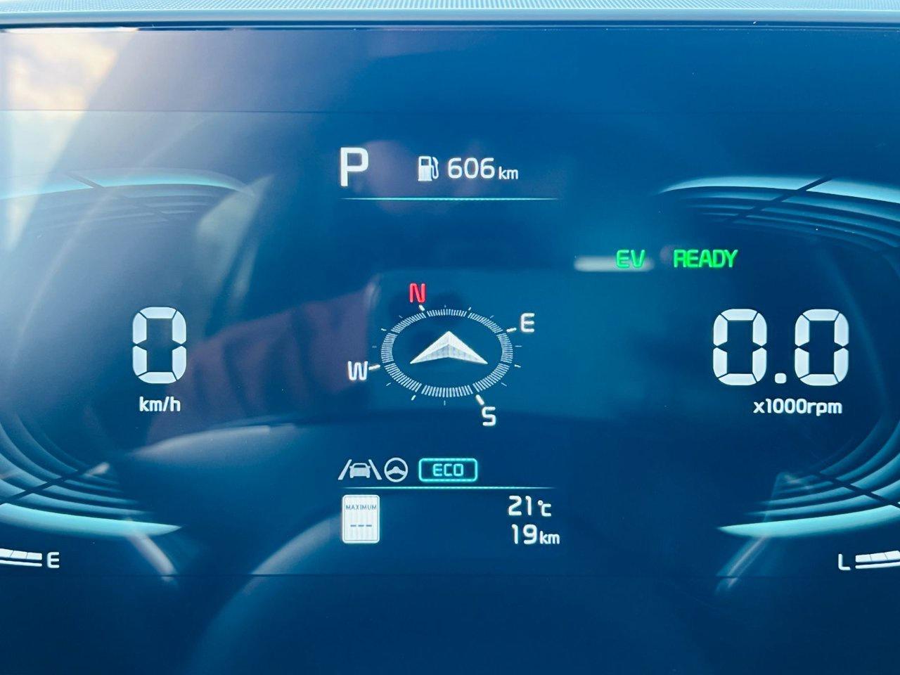 2026 Kia NIRO HEV EX Photo