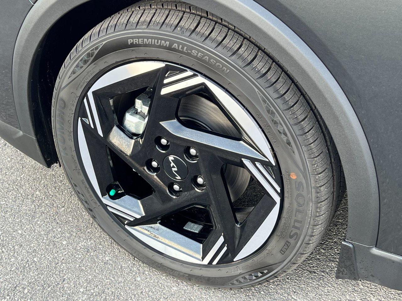 2025 Kia K4 EX Photo4