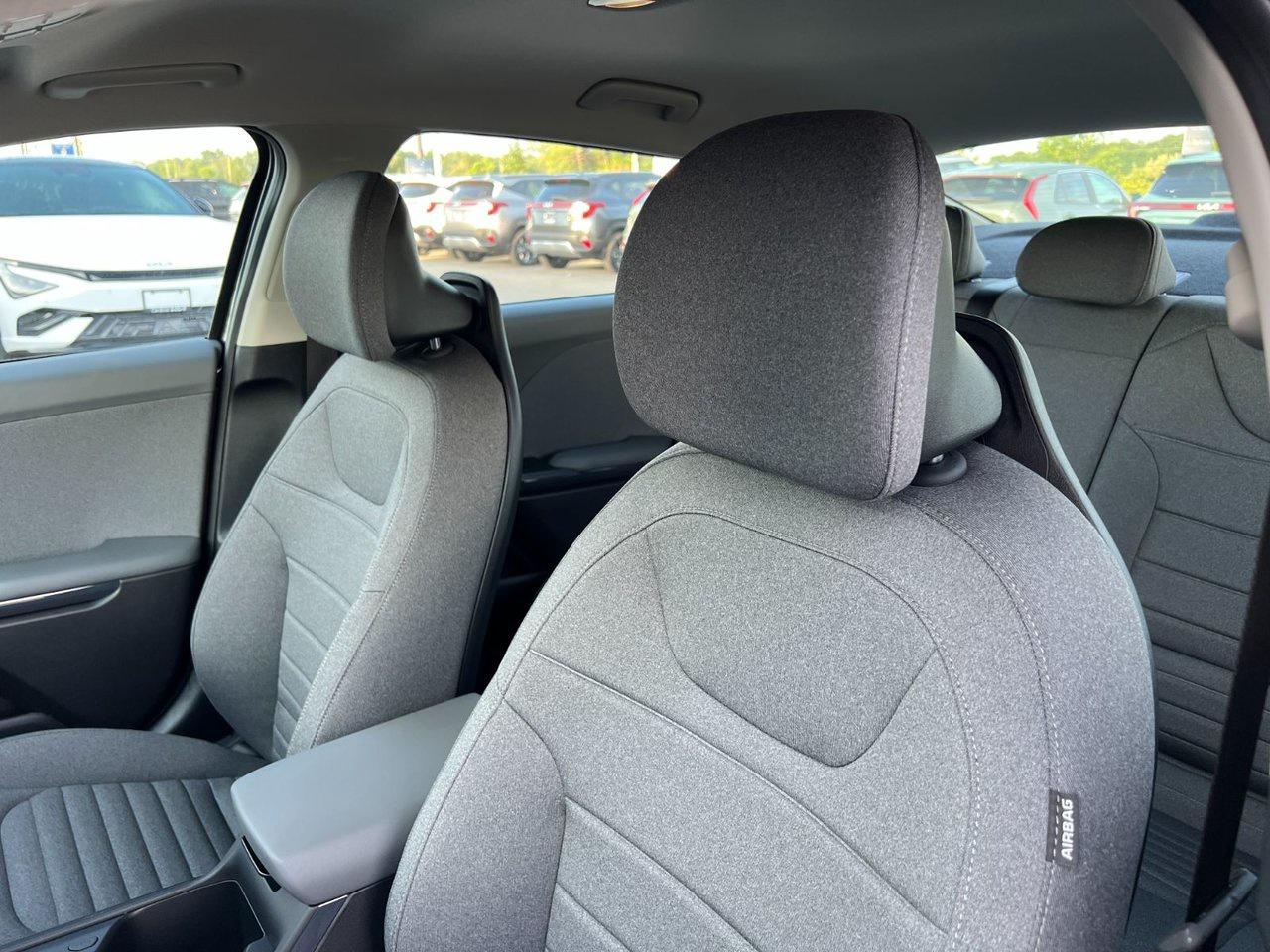 2025 Kia K4 EX Photo