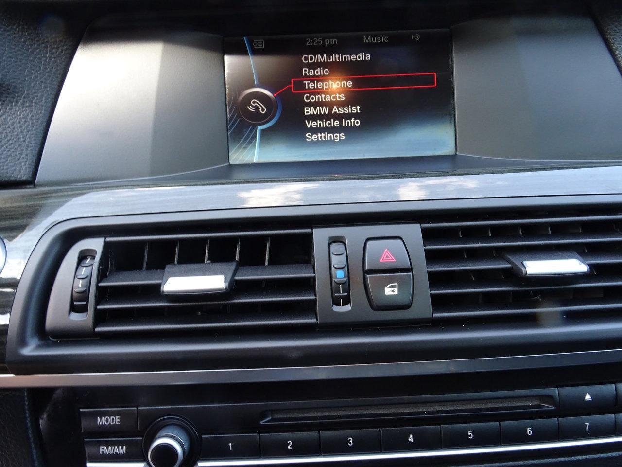 2013 BMW 5 Series 528i xDrive Photo