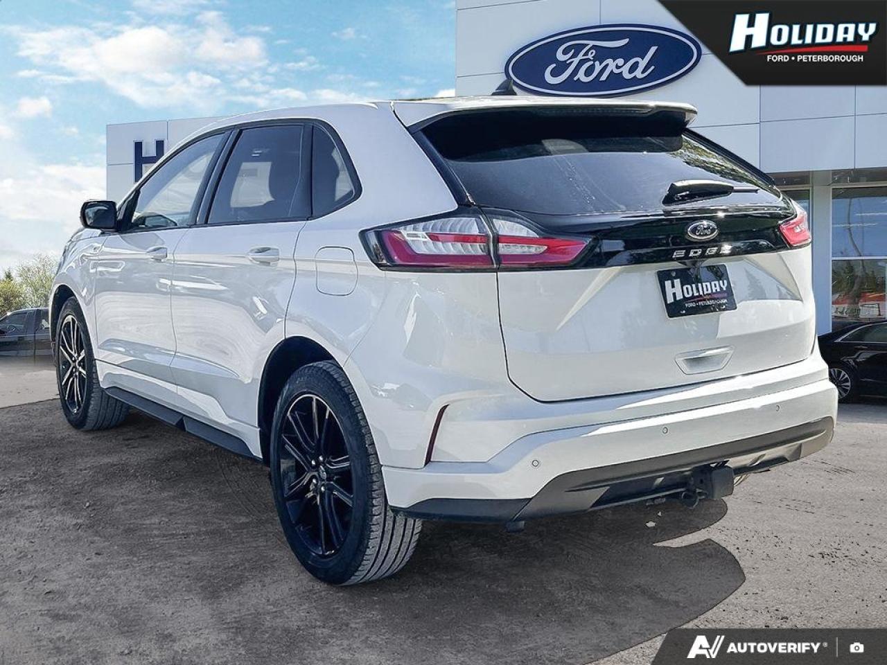 2024 Ford Edge ST Line Photo3