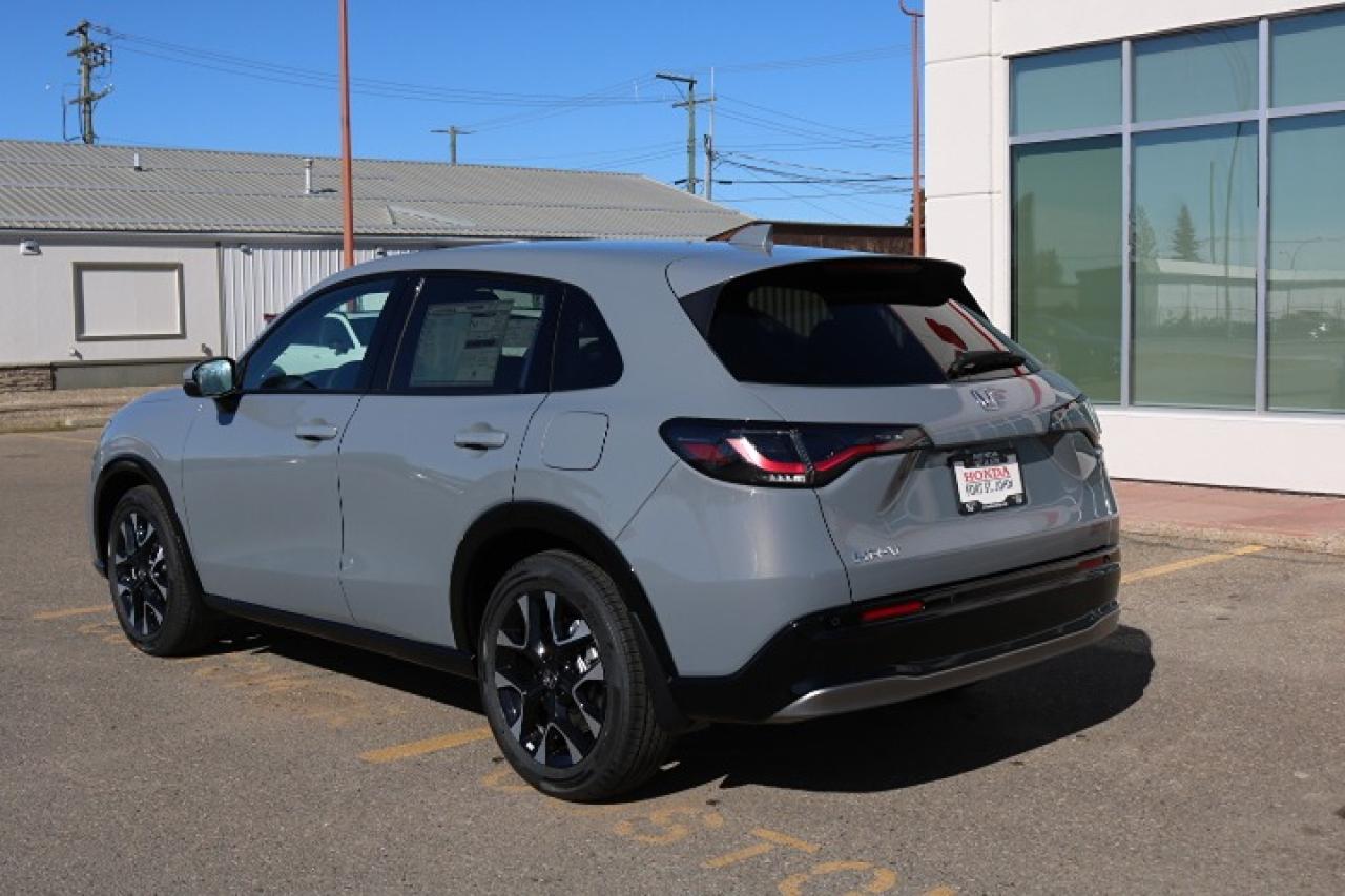 2026 Honda HR-V  Photo3