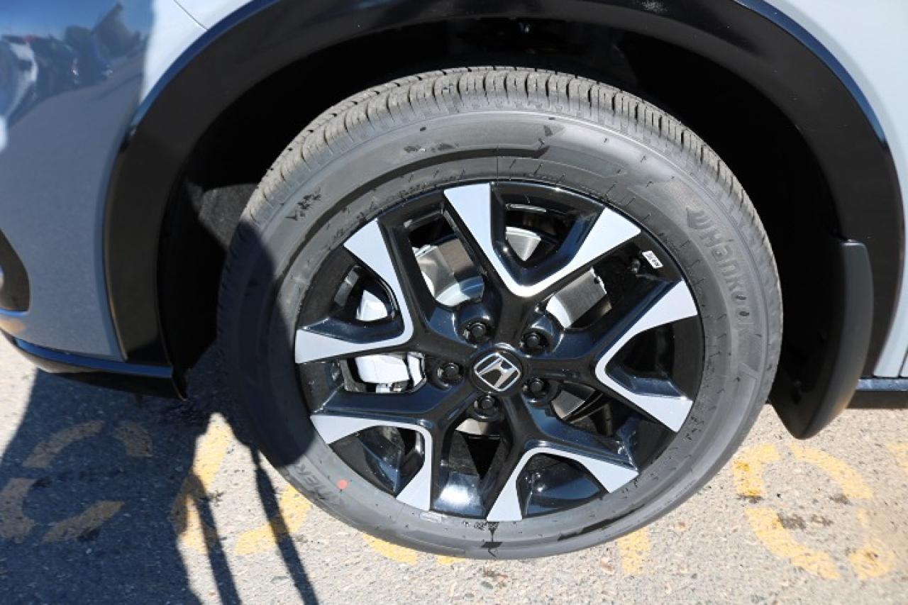 2026 Honda HR-V  Photo2
