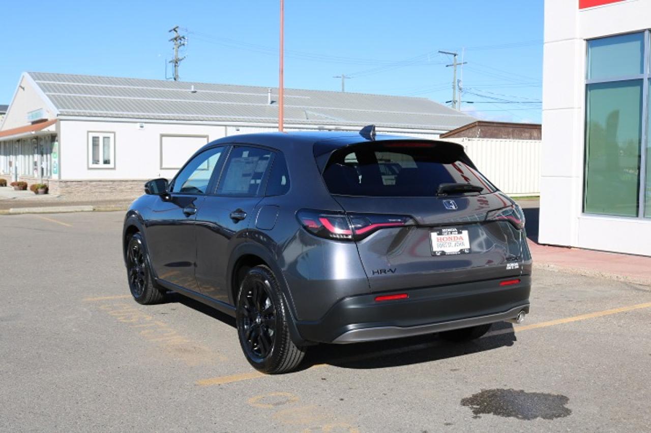 2026 Honda HR-V  Photo3