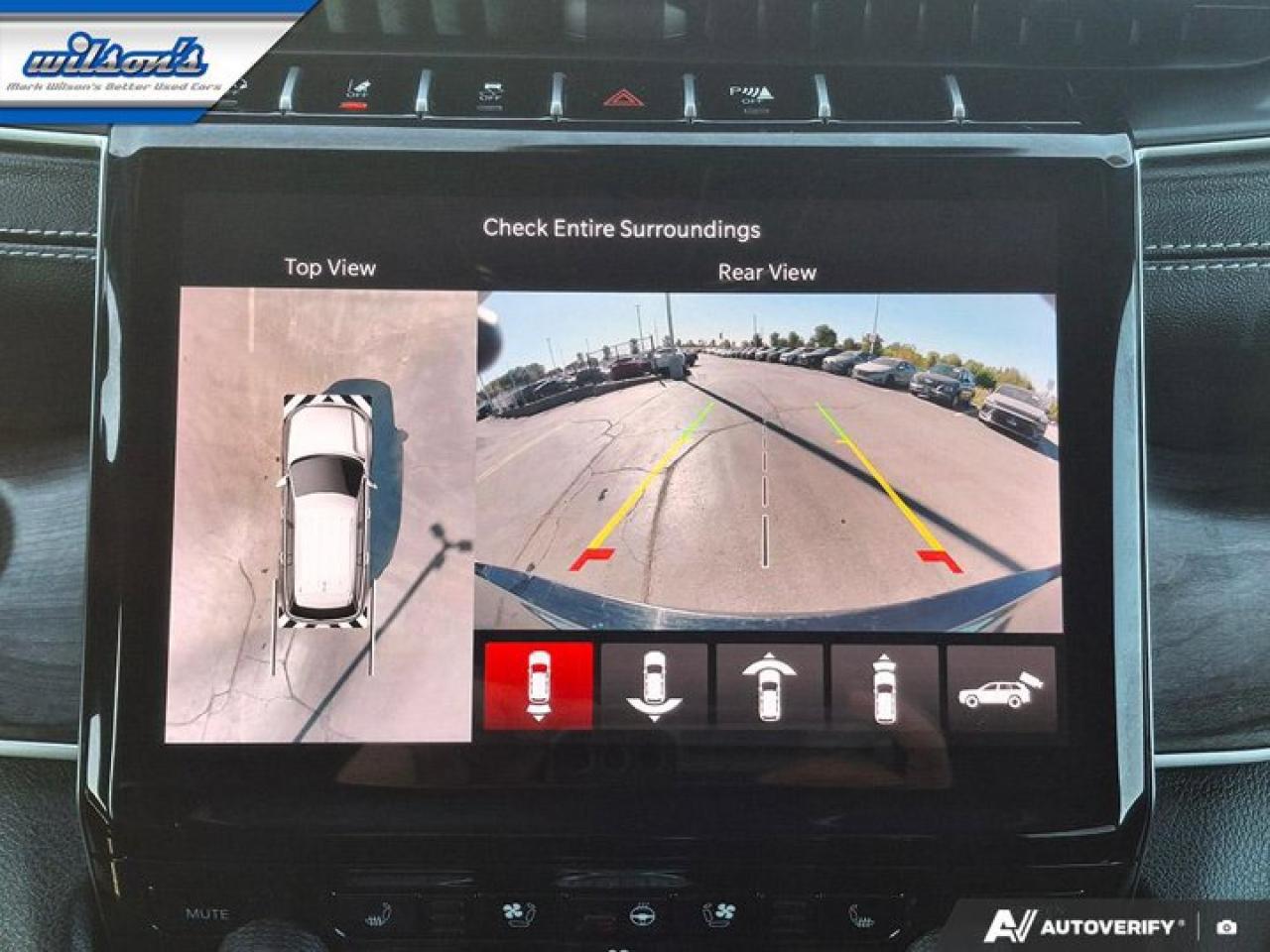 2024 Jeep Grand Cherokee L Limited 4WD | 3rd Row | 360 Cam | Leather | Nav | Pano Roof | Cooled + Heated Seats | and More ! Photo