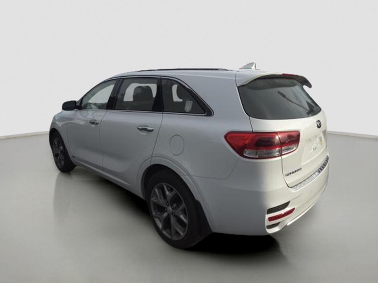 2017 Kia Sorento SX+ V6 Photo2