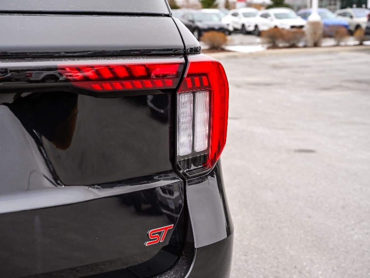 2025 Ford Explorer ST Photo