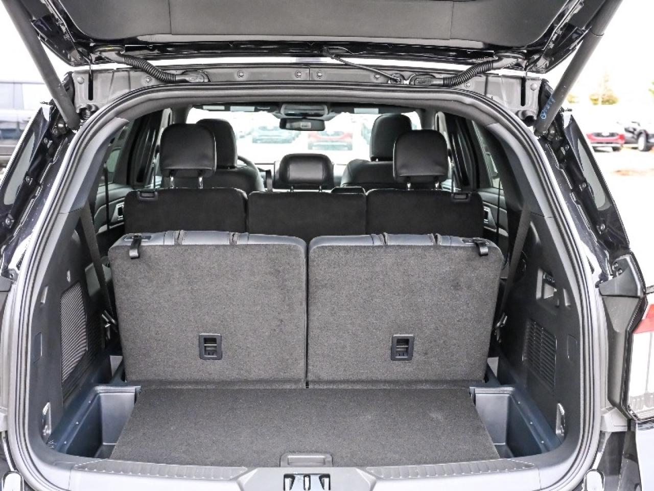 2025 Ford Explorer ST Photo