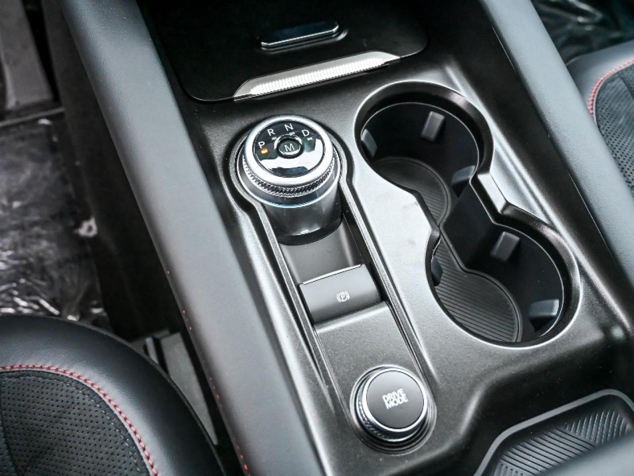 2025 Ford Explorer ST Photo