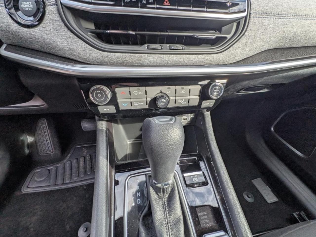 2026 Jeep Compass Sport Photo