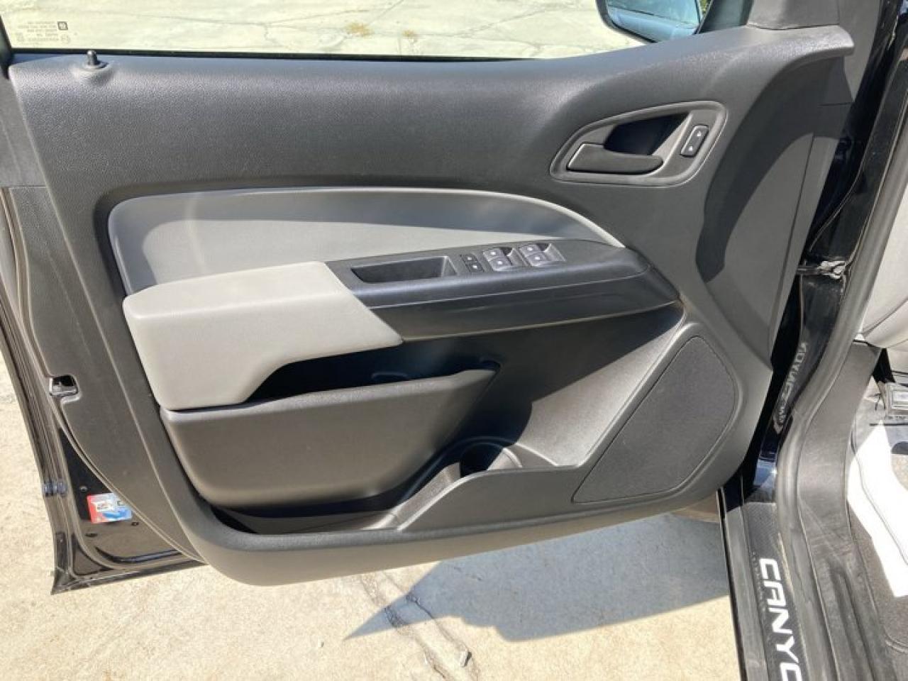 2022 GMC Canyon Elevation Crew 2WD |Tonneau Cover Photo