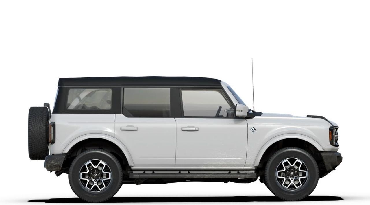 2025 Ford Bronco Outer Banks Photo13