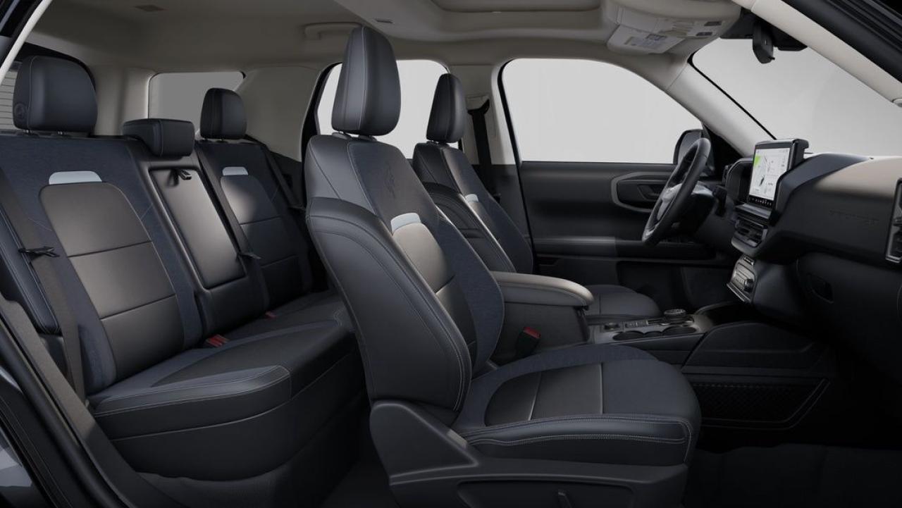 2025 Ford Bronco Sport Outer Banks Photo6