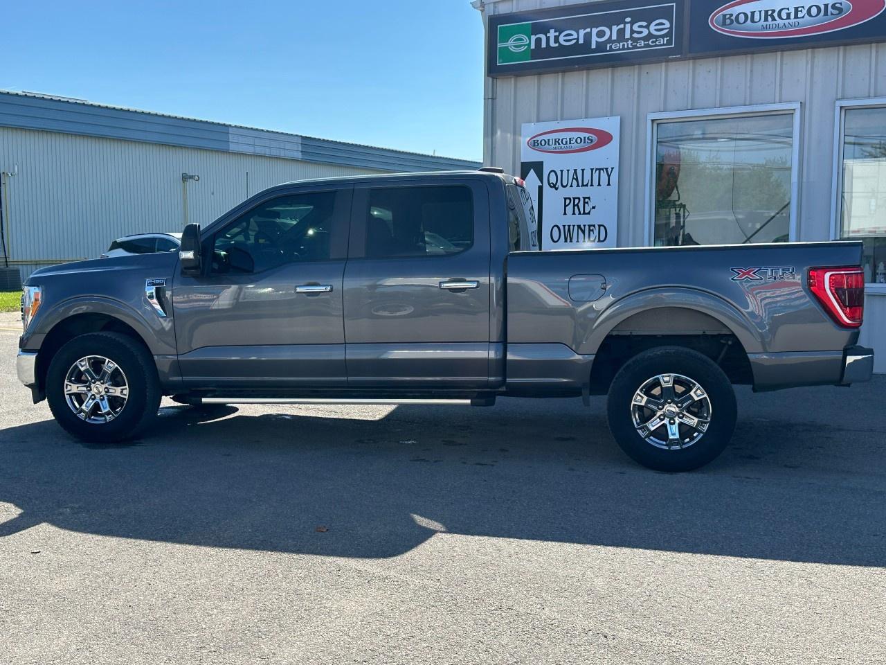 2022 Ford F-150 XLT 4WD SuperCrew 6.5' Box Photo