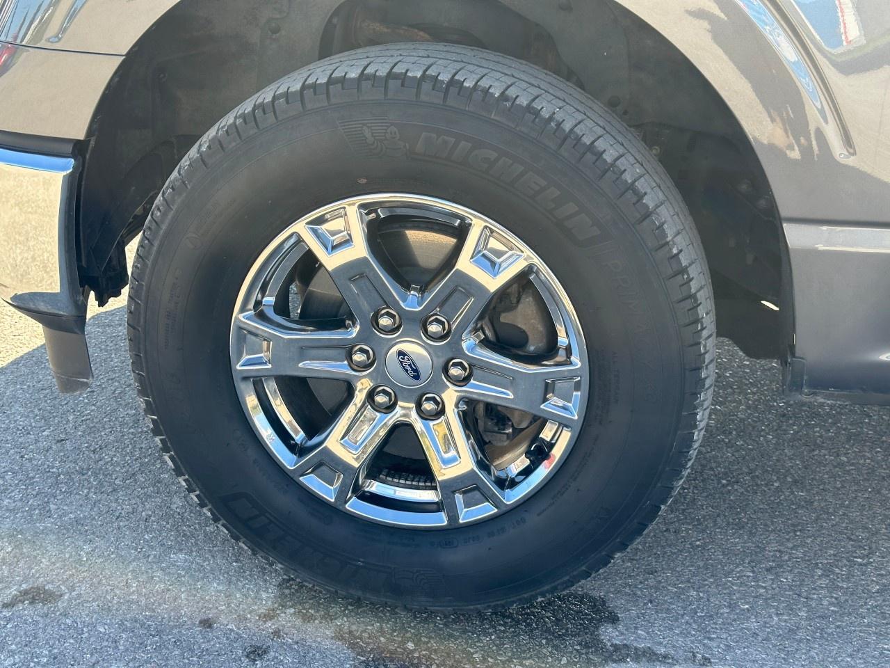 2022 Ford F-150 XLT 4WD SuperCrew 6.5' Box Photo