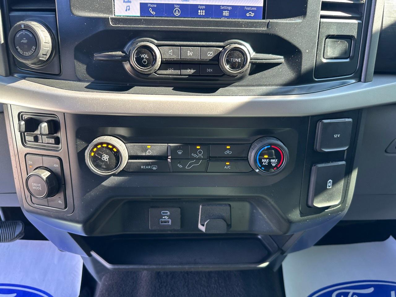 2022 Ford F-150 XLT 4WD SuperCrew 6.5' Box Photo