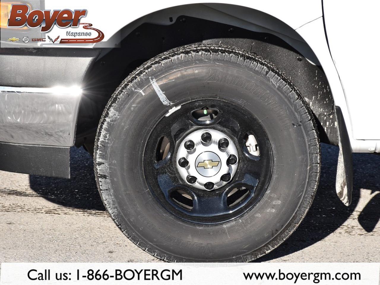 2025 Chevrolet Express Cargo Van 2500 Extended Wheelbase Rear-Wheel Drive Photo