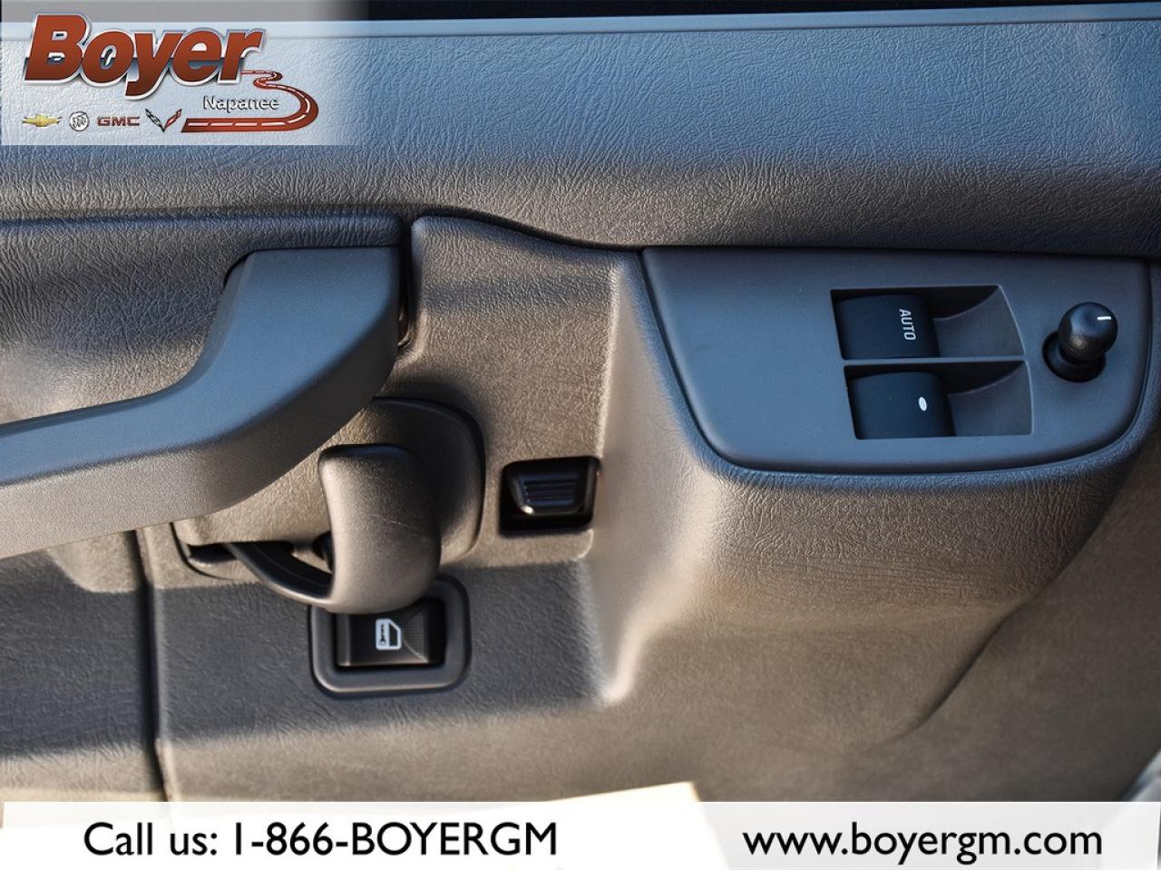 2025 Chevrolet Express Cargo Van 2500 Extended Wheelbase Rear-Wheel Drive Photo