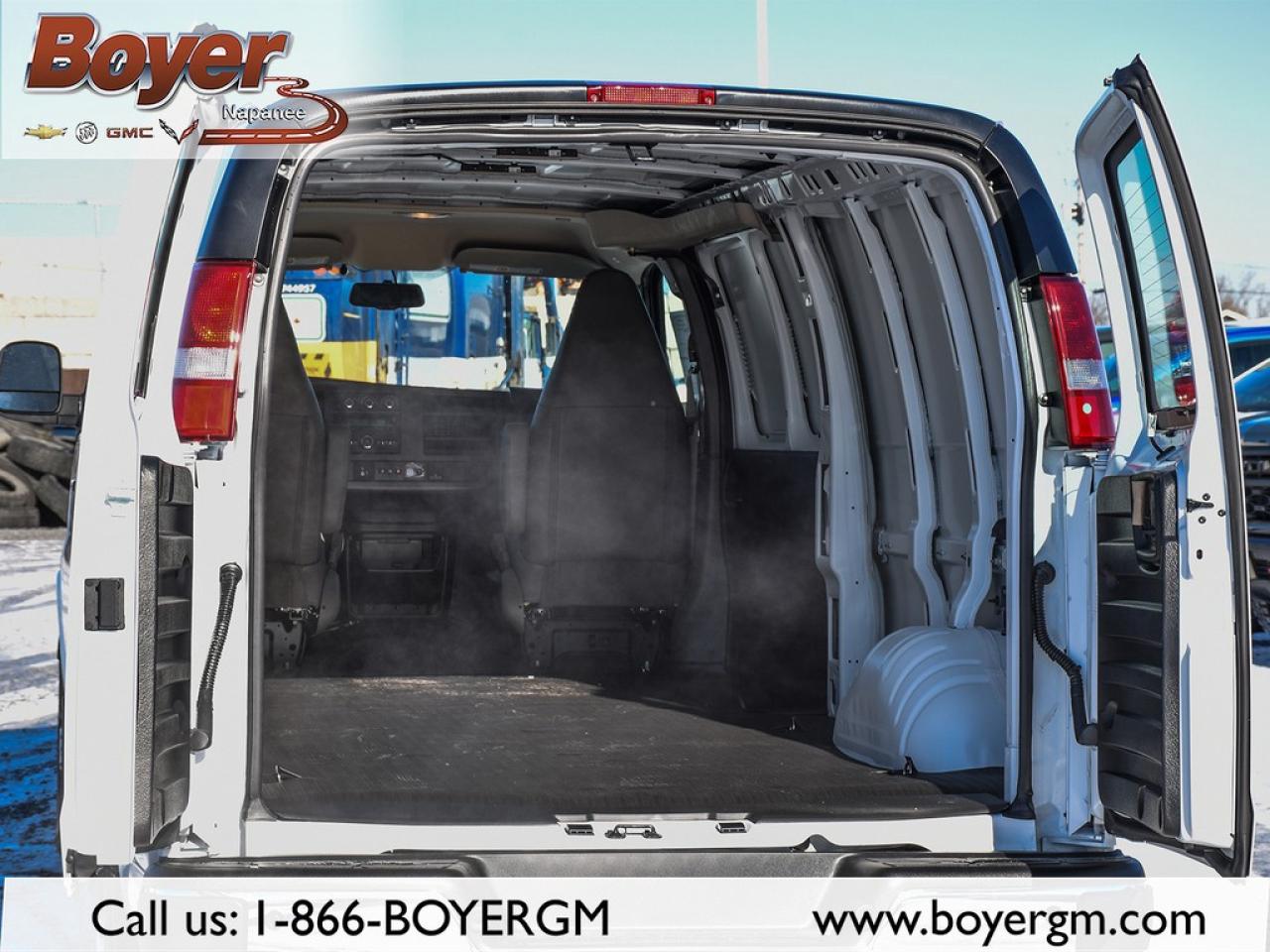 2025 Chevrolet Express Cargo Van 2500 Extended Wheelbase Rear-Wheel Drive Photo