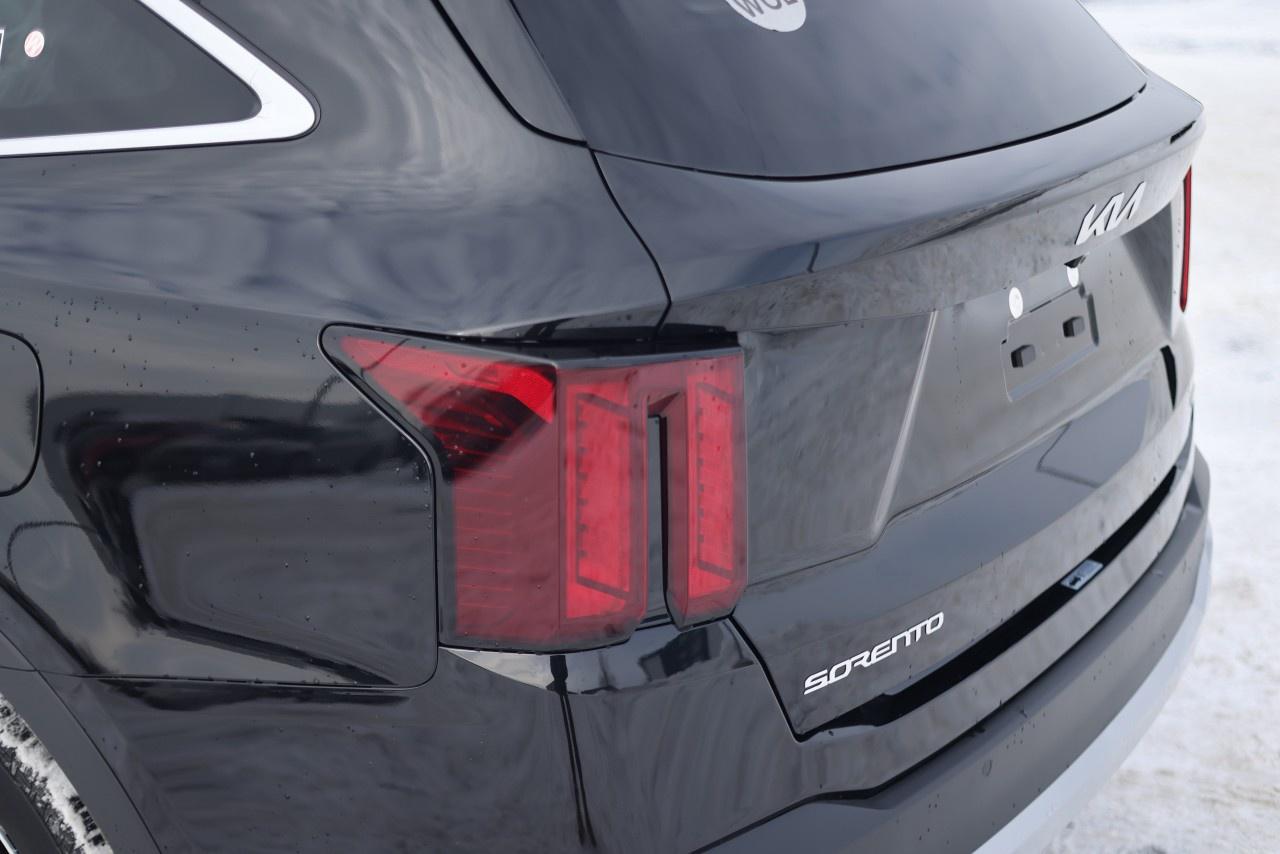 2026 Kia Sorento Plug-In Hybrid LX AWD Photo