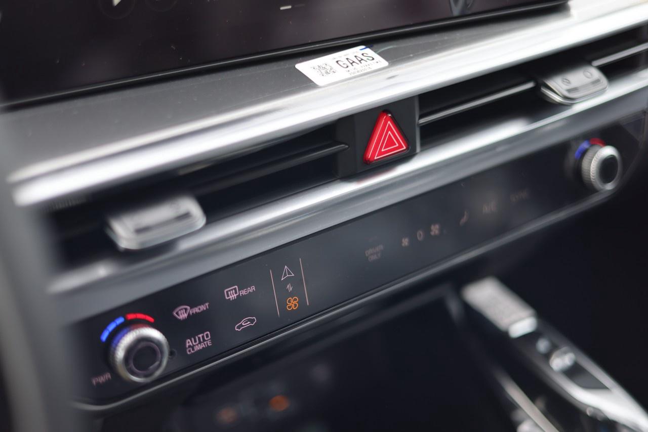 2026 Kia Sorento Plug-In Hybrid LX AWD Photo
