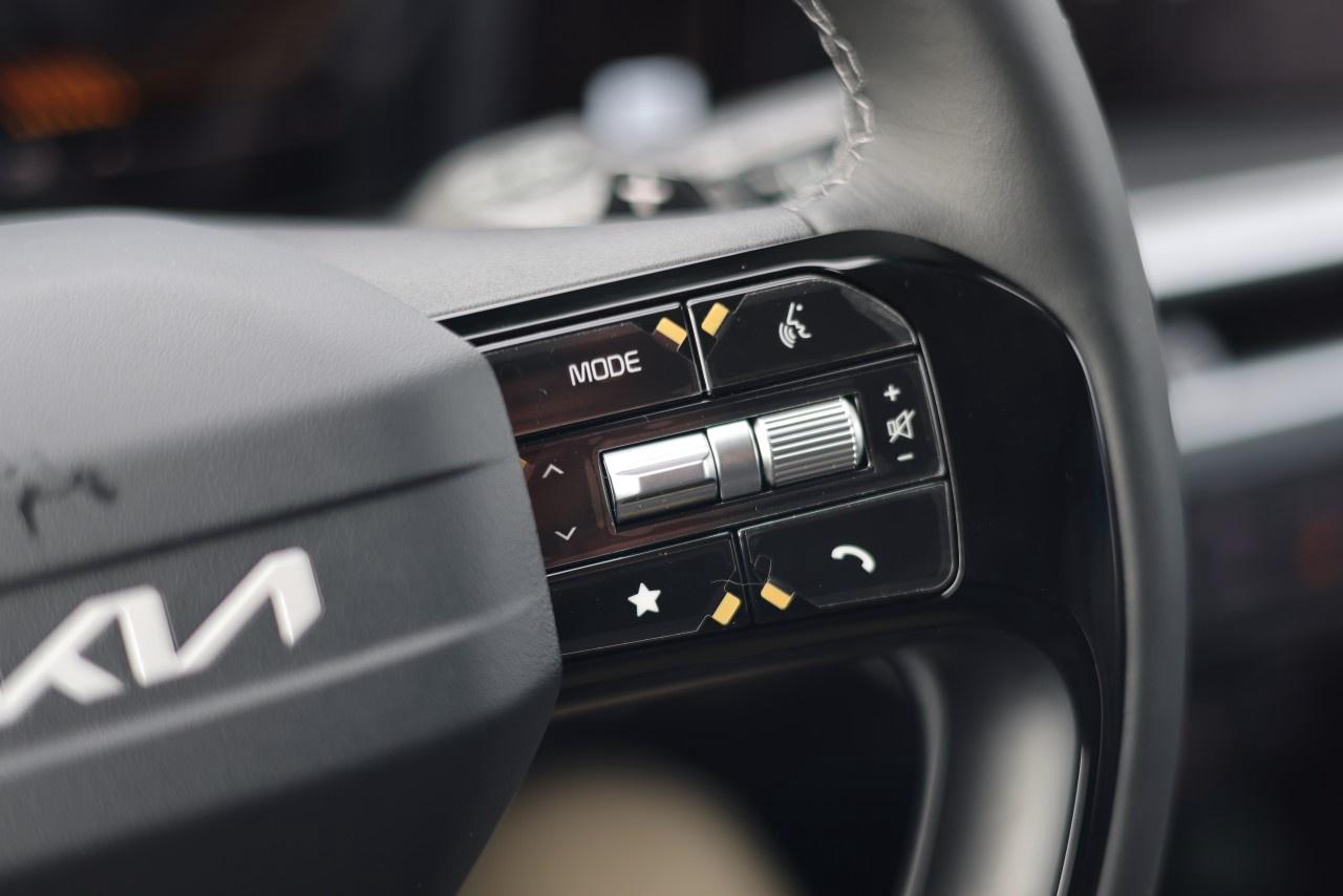 2026 Kia Sorento Plug-In Hybrid LX AWD Photo