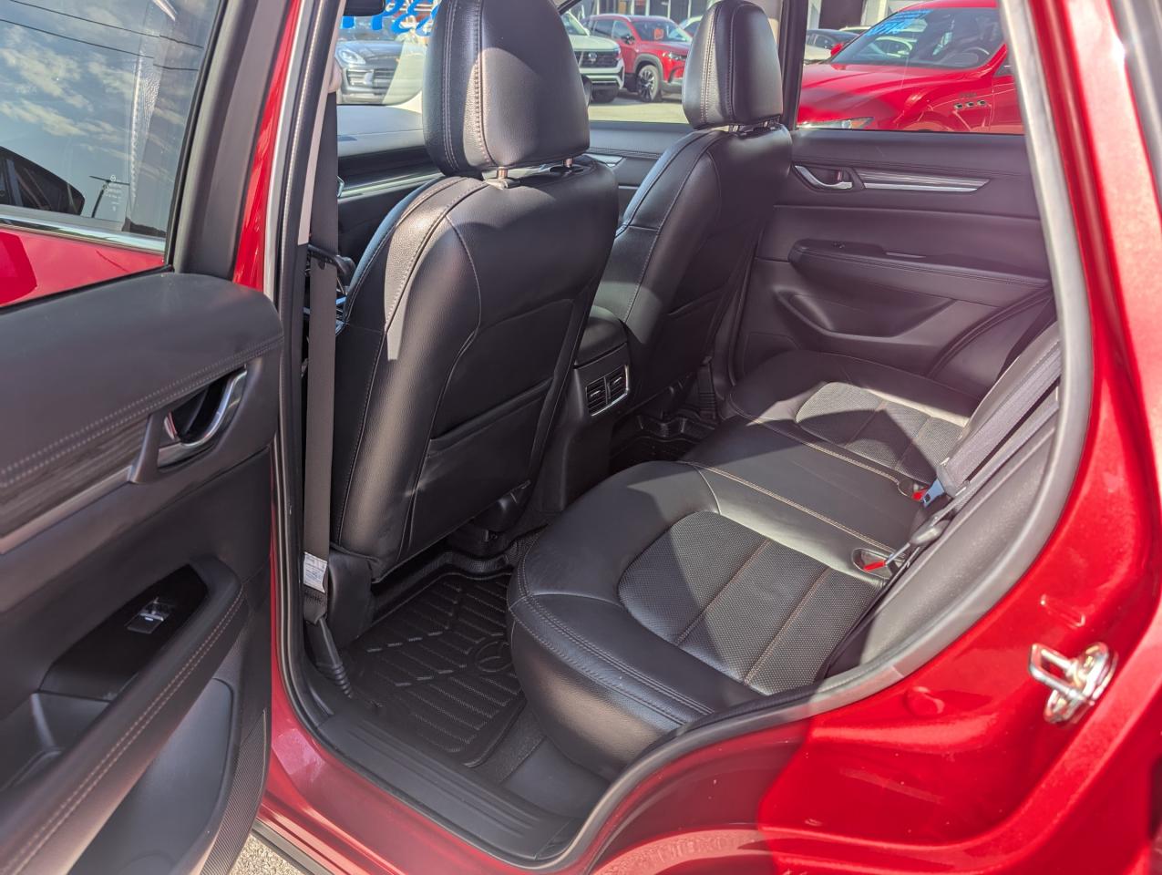 2022 Mazda CX-5 GT Photo