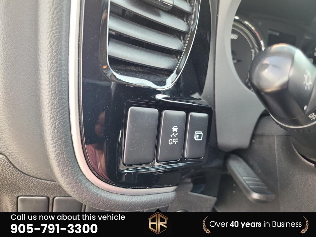 2018 Mitsubishi Outlander S | AWD | Plug In Hybrid | No Accidents Reported Photo