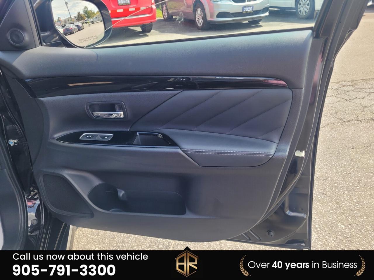 2018 Mitsubishi Outlander S | AWD | Plug In Hybrid | No Accidents Reported Photo