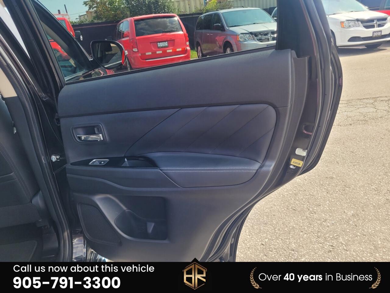 2018 Mitsubishi Outlander S | AWD | Plug In Hybrid | No Accidents Reported Photo