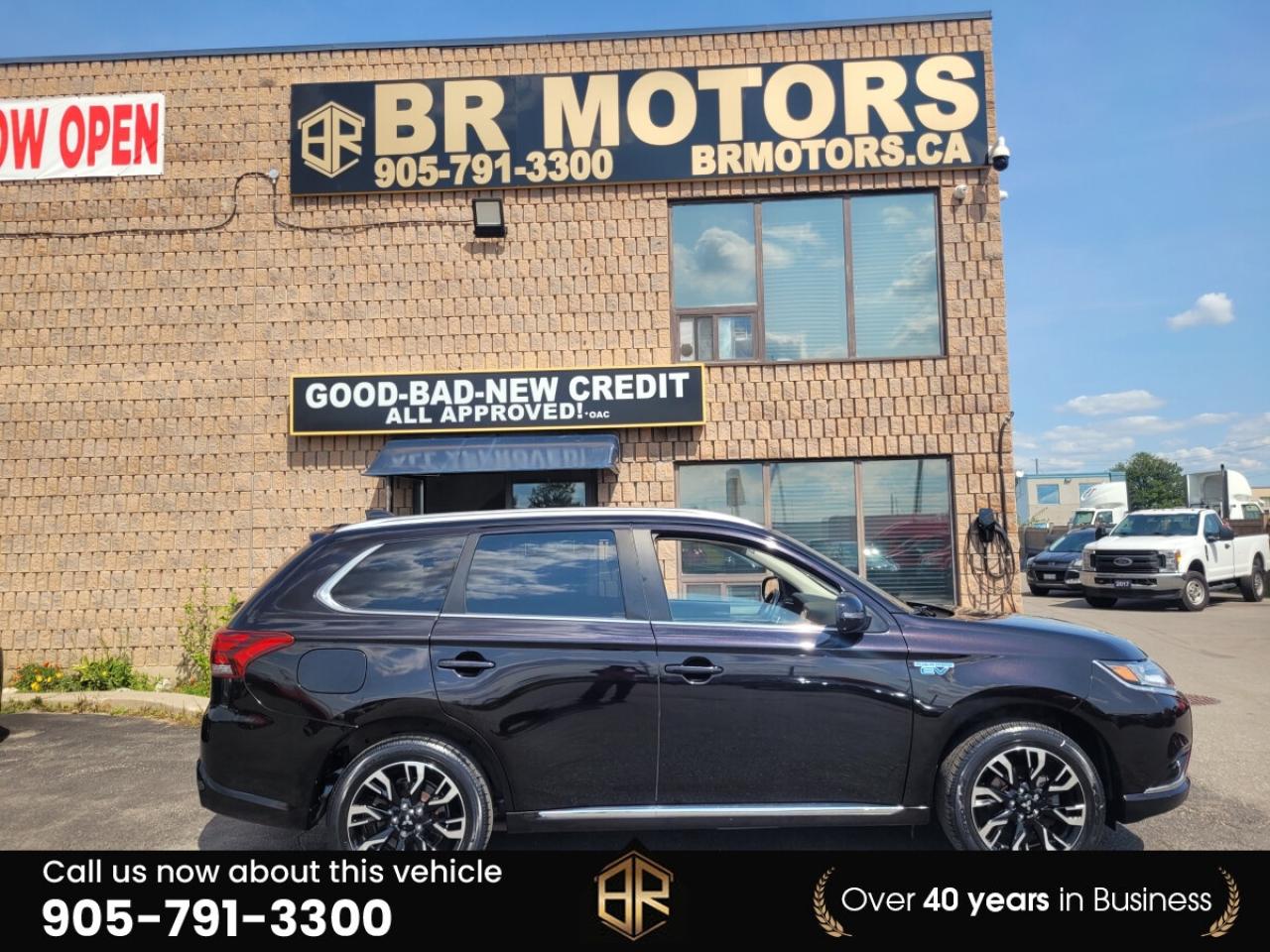 2018 Mitsubishi Outlander S | AWD | Plug In Hybrid | No reported Accidents Photo