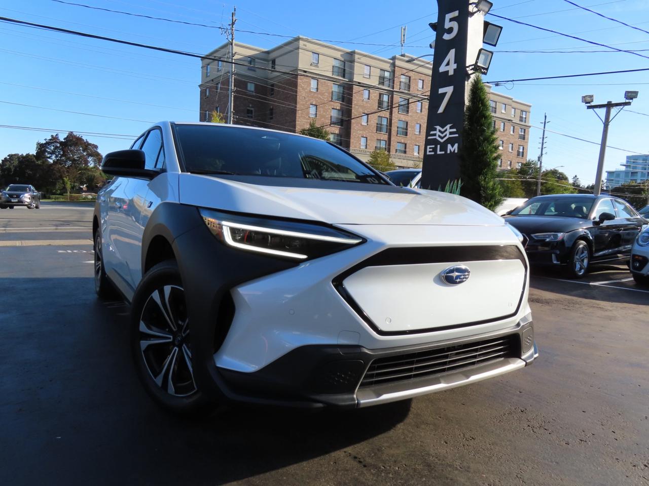 2023 Subaru Solterra Lane Assist - Blind Spot Monitor - Awd - Low Kms !! Photo