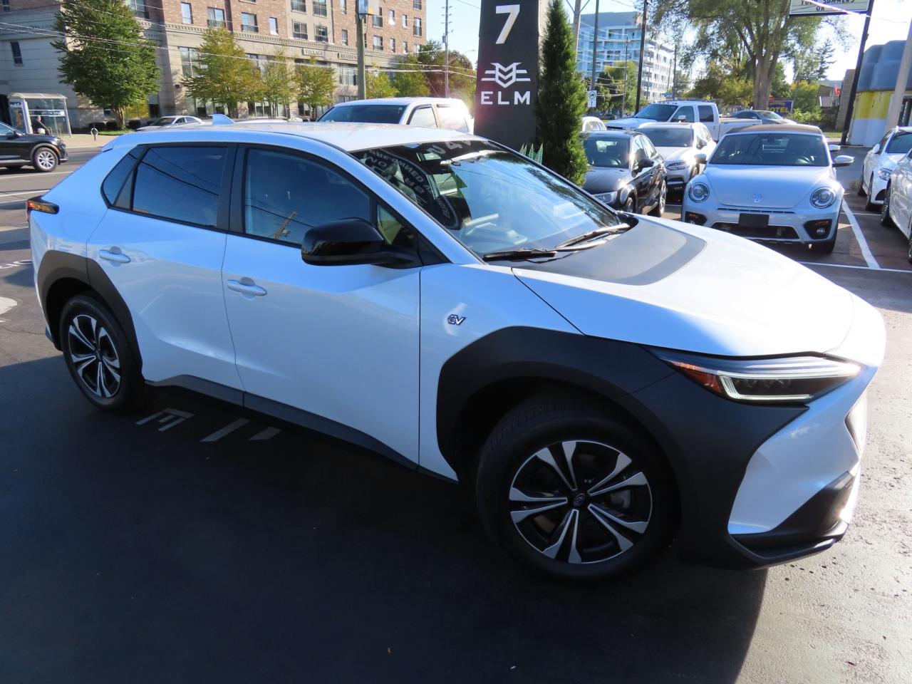 2023 Subaru Solterra Lane Assist - Blind Spot Monitor - Awd - Low Kms !! Photo