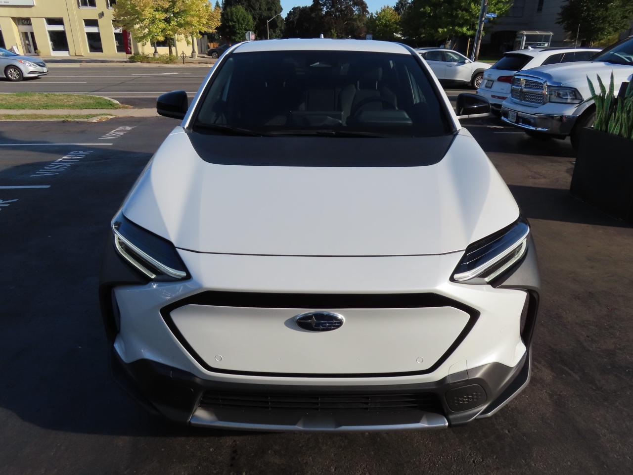 2023 Subaru Solterra Lane Assist - Blind Spot Monitor - Awd - Low Kms !! Photo