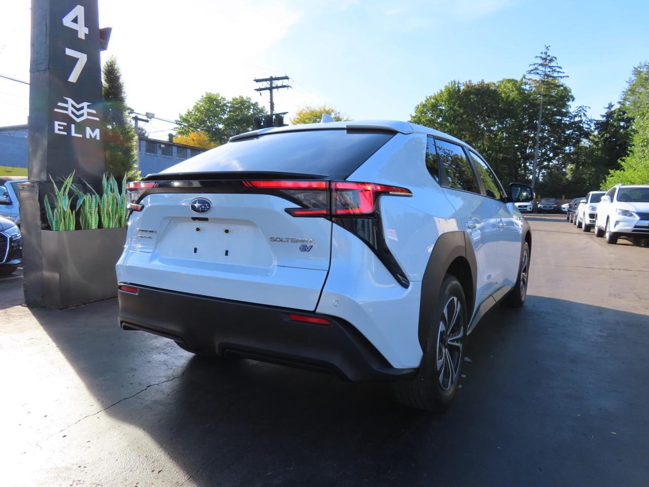 2023 Subaru Solterra Lane Assist - Blind Spot Monitor - Awd - Low Kms !! Photo