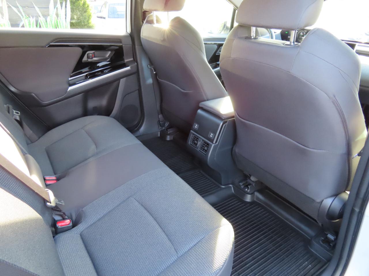 2023 Subaru Solterra Lane Assist - Blind Spot Monitor - Awd - Low Kms !! Photo