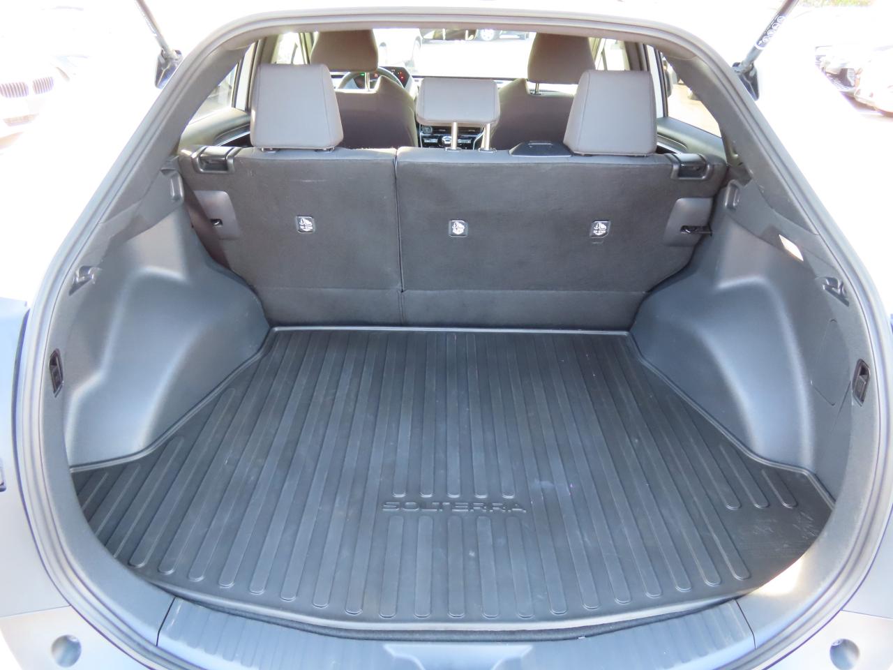 2023 Subaru Solterra Lane Assist - Blind Spot Monitor - Awd - Low Kms !! Photo