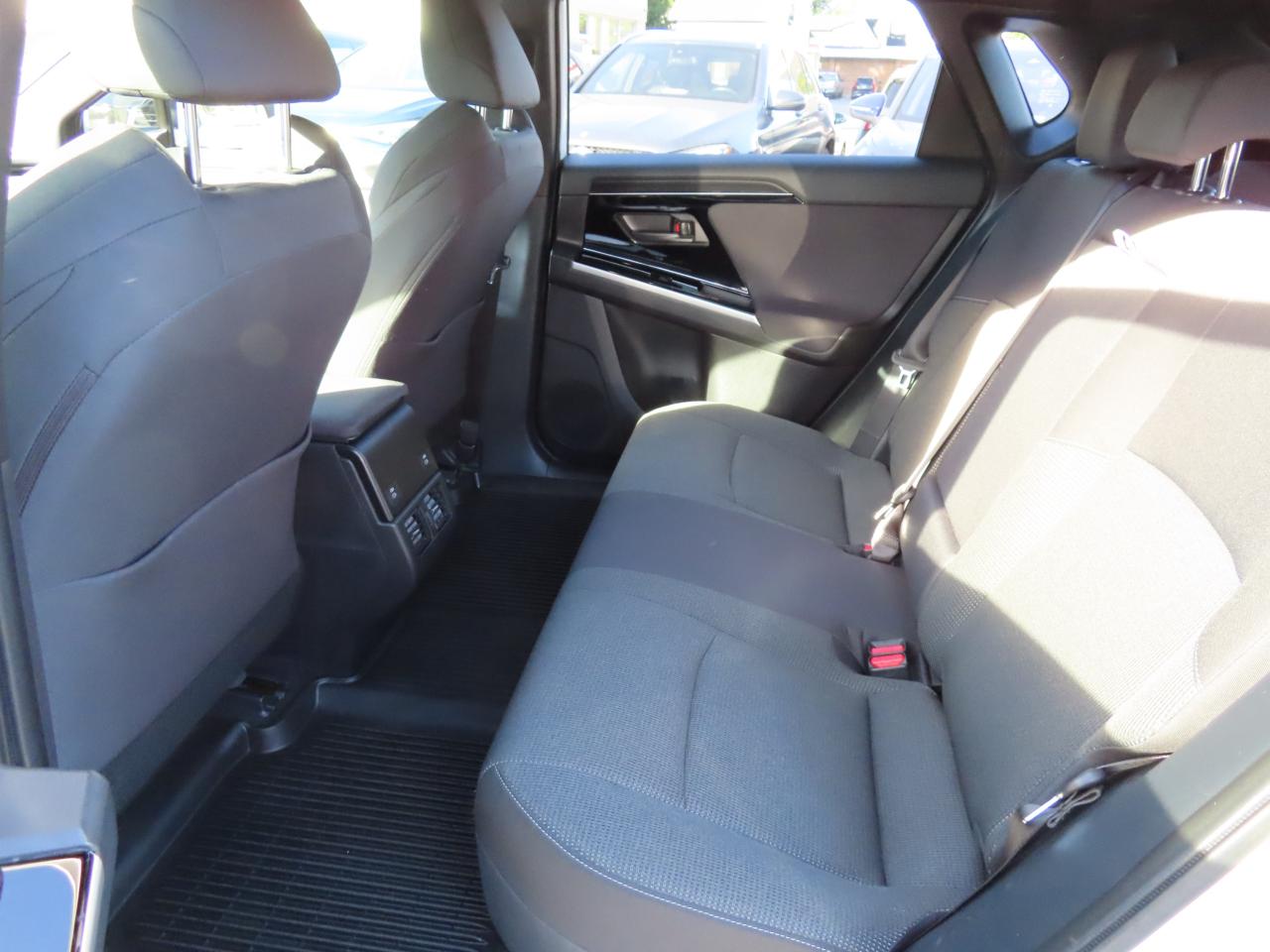 2023 Subaru Solterra Lane Assist - Blind Spot Monitor - Awd - Low Kms !! Photo