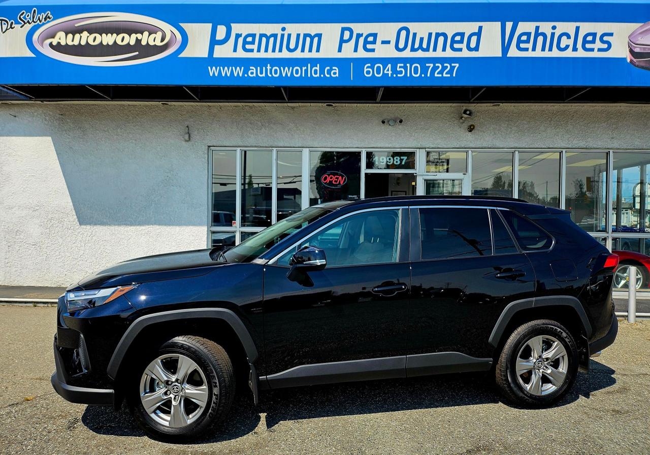 Used 2025 Toyota RAV4 XLE AWD *Like New, Sunroof, Heated Seats, Camera* for sale in Langley, BC