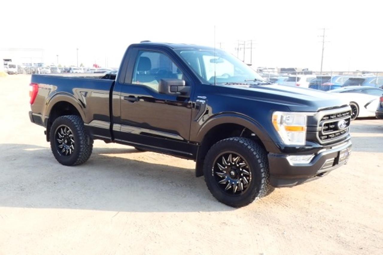 2022 Ford F-150 XL reg cab. ecoboost w/cloth seats, BUC - Photo #4