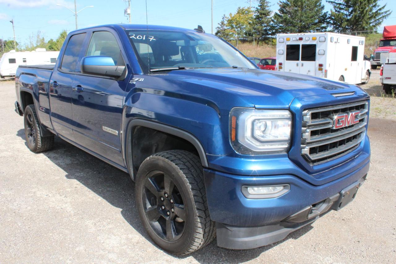 2017 GMC Sierra 1500 4WD DOUBLE CAB 143.5" SLE Photo