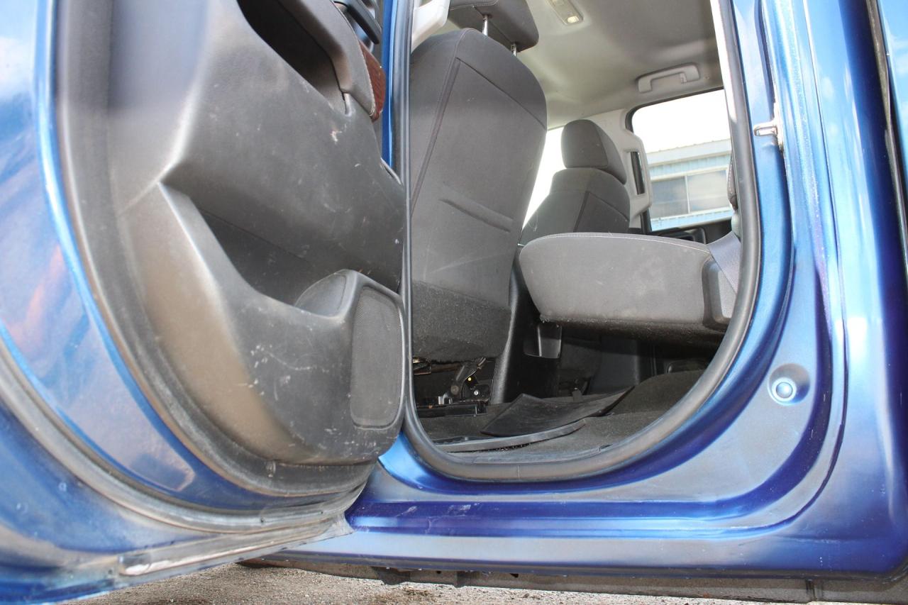 2017 GMC Sierra 1500 4WD DOUBLE CAB 143.5" SLE Photo