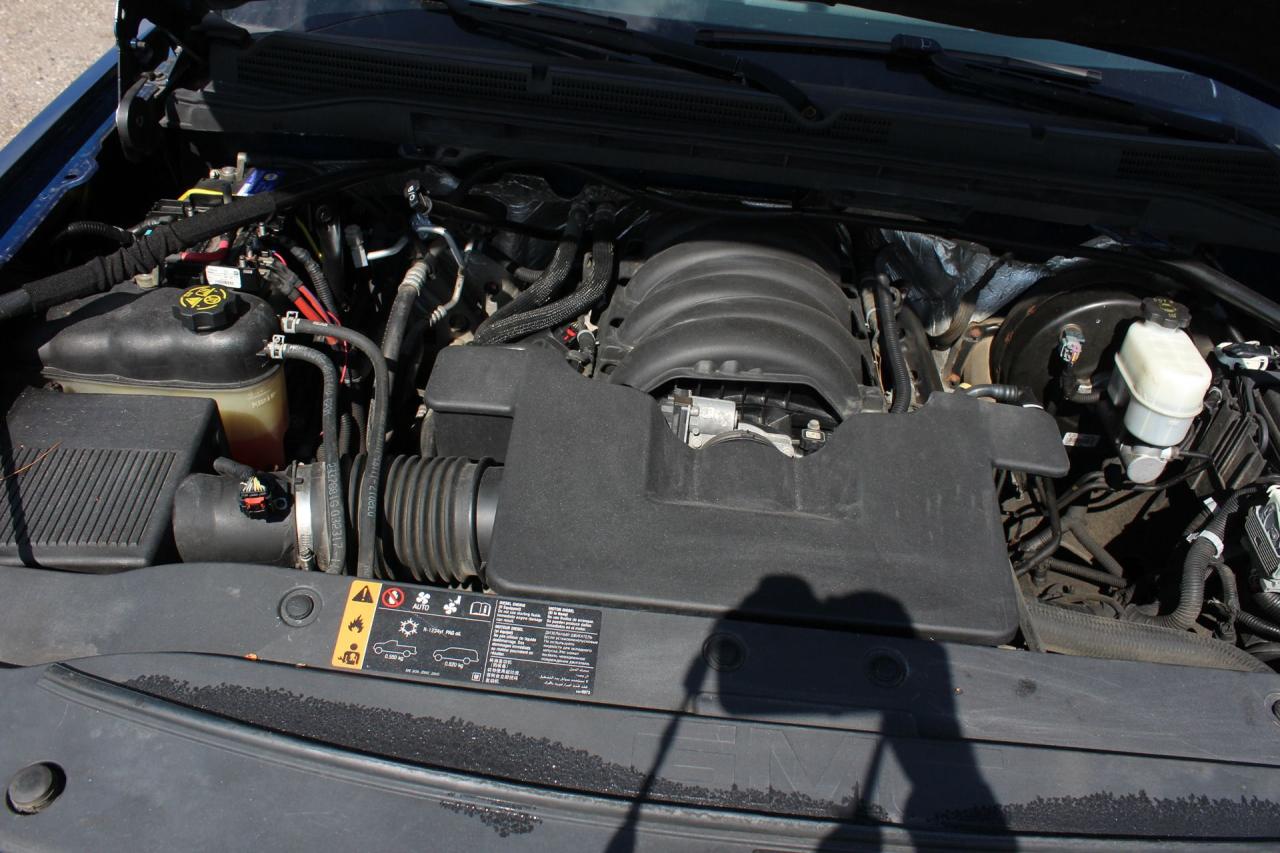 2017 GMC Sierra 1500 4WD DOUBLE CAB 143.5" SLE Photo