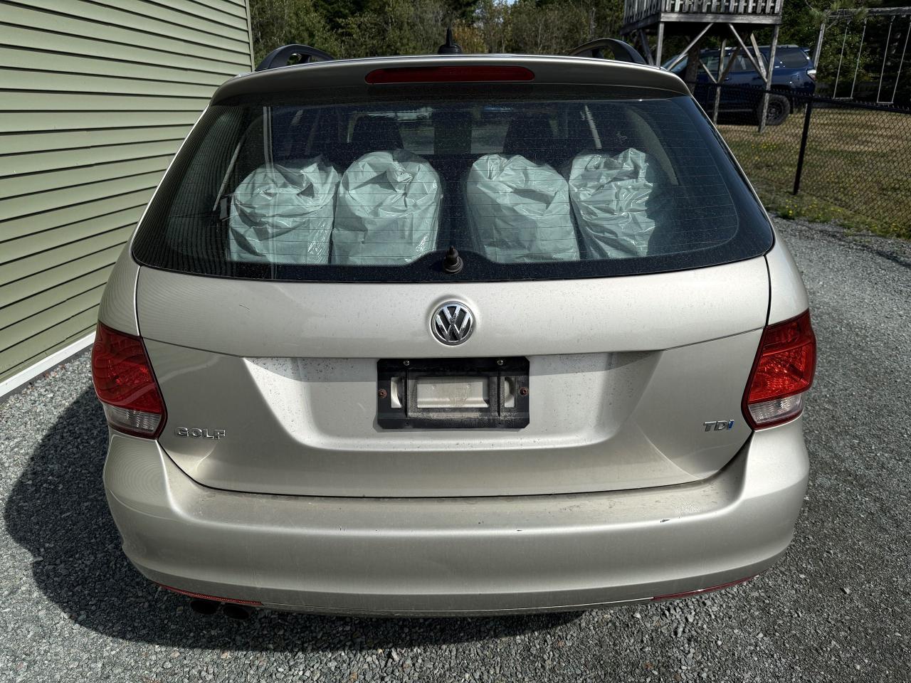 2014 Volkswagen Golf Wagon Trendline - Photo #5