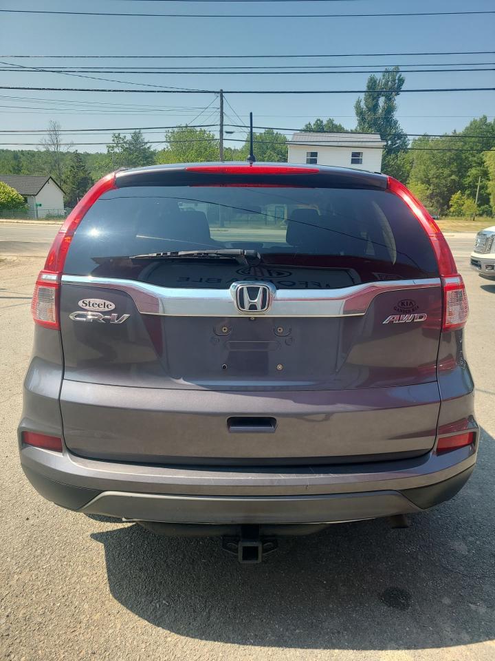 2016 Honda CR-V LX - Photo #4