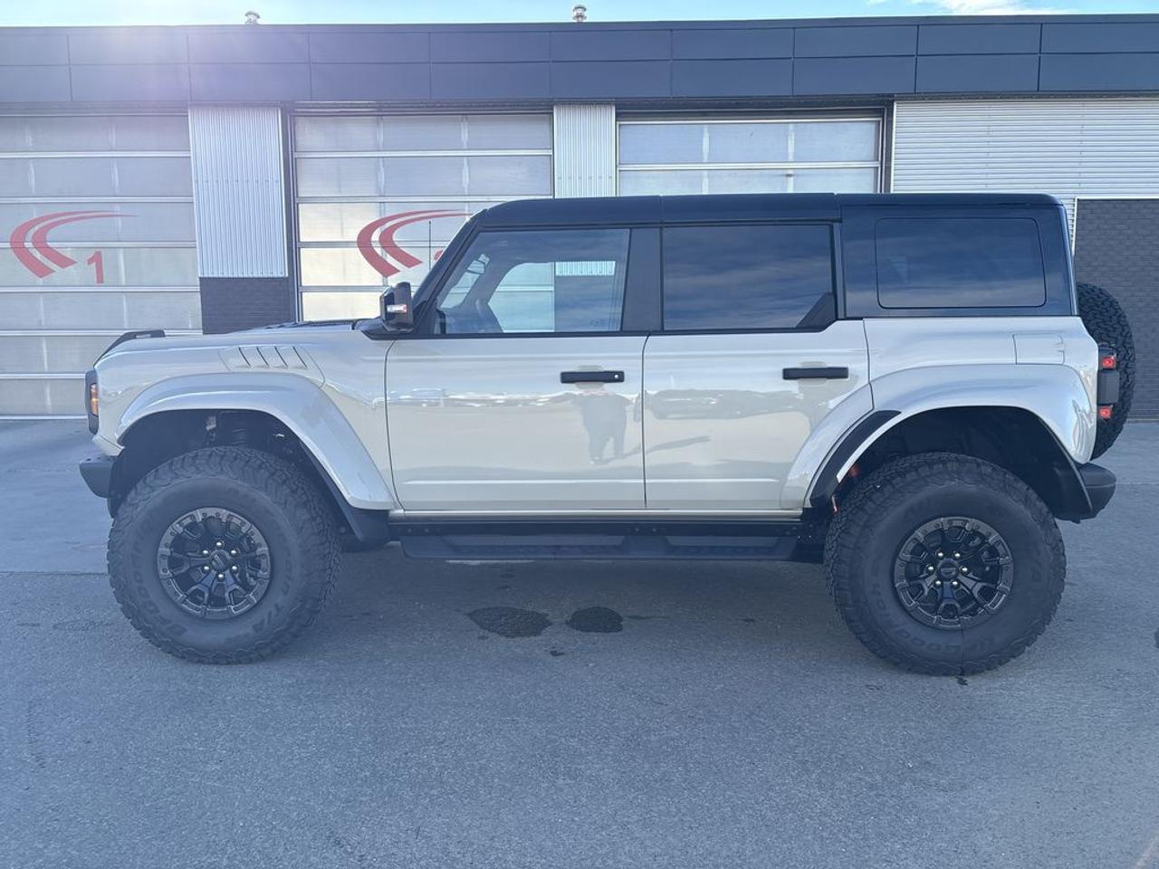 2025 Ford Bronco RAPTOR 374A Photo3