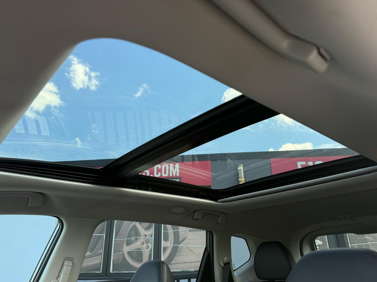 2015 Nissan Rogue SL | Navigation | Backup Camera | Sunroof - Photo #16