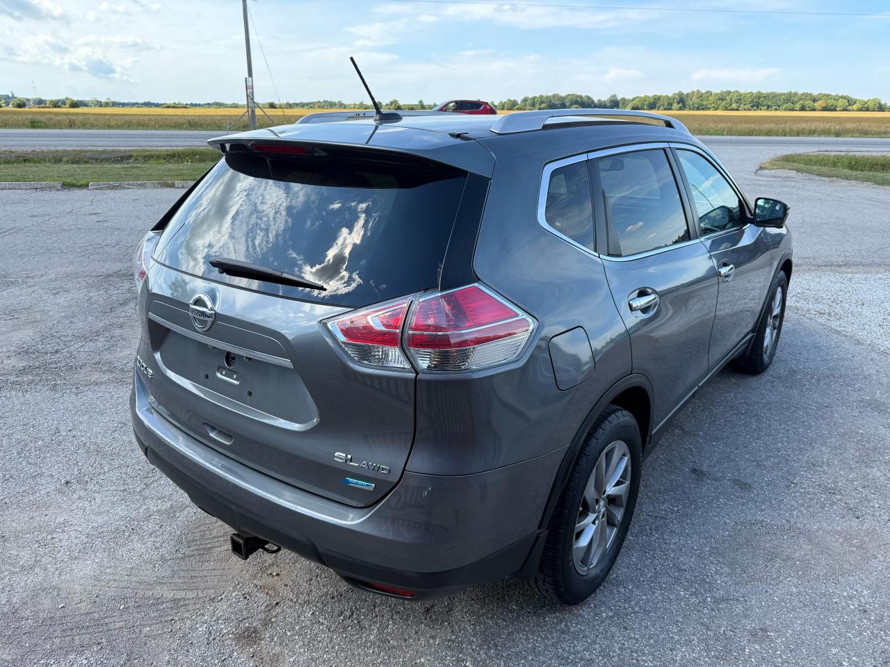 2015 Nissan Rogue SL | Navigation | Backup Camera | Sunroof - Photo #5