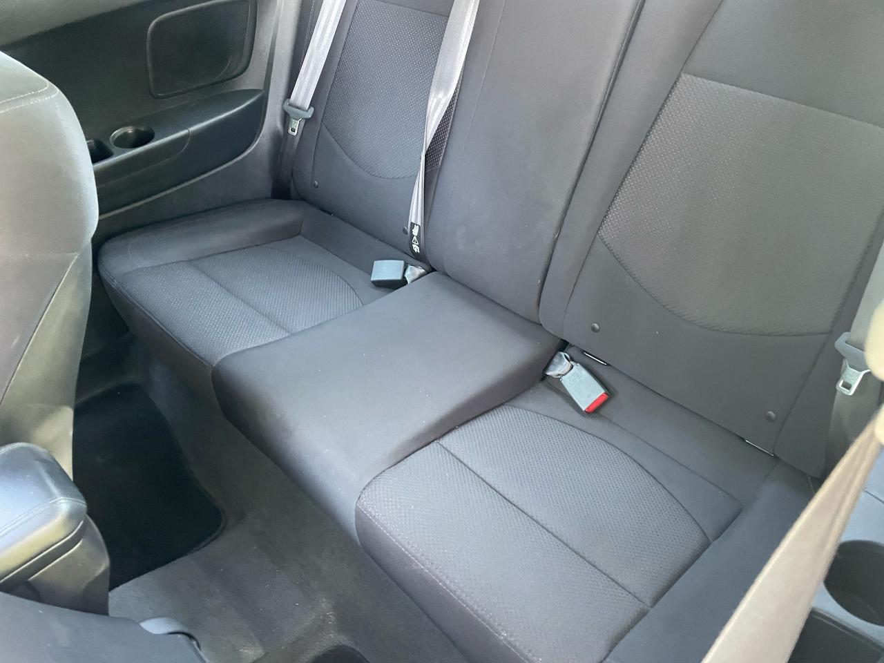 2011 Kia Forte Koup EX w/Sunroof - Photo #12